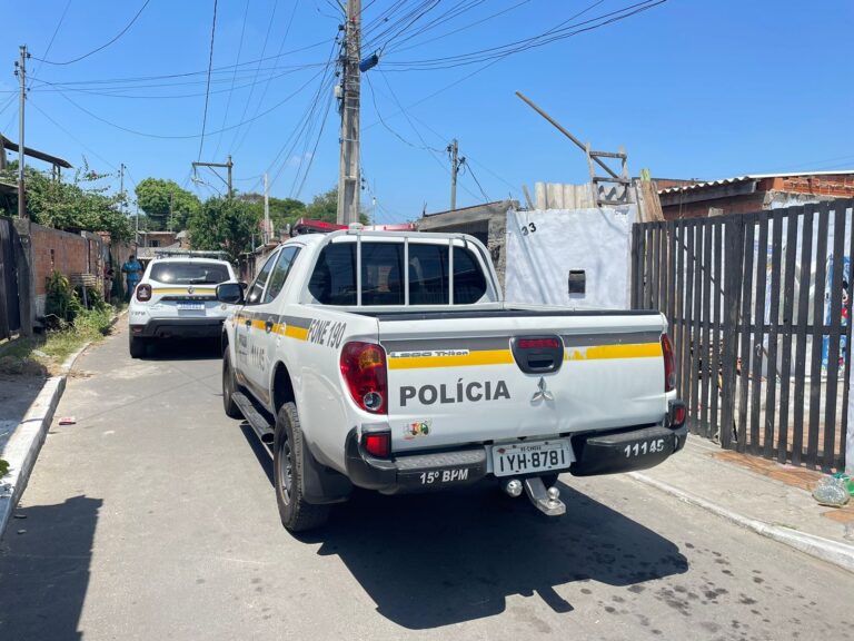 CANOAS: Homem é baleado durante ataque a tiros em residência