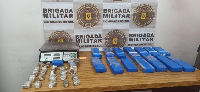 CANOAS: Traficantes são presos em flagrante com mais de 8 kg de maconha