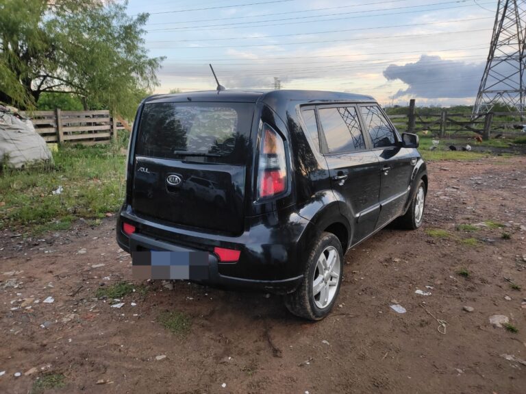 CANOAS: Polícia encontra veículo usado por criminosos para matarem homem a tiros em lavagem de carros