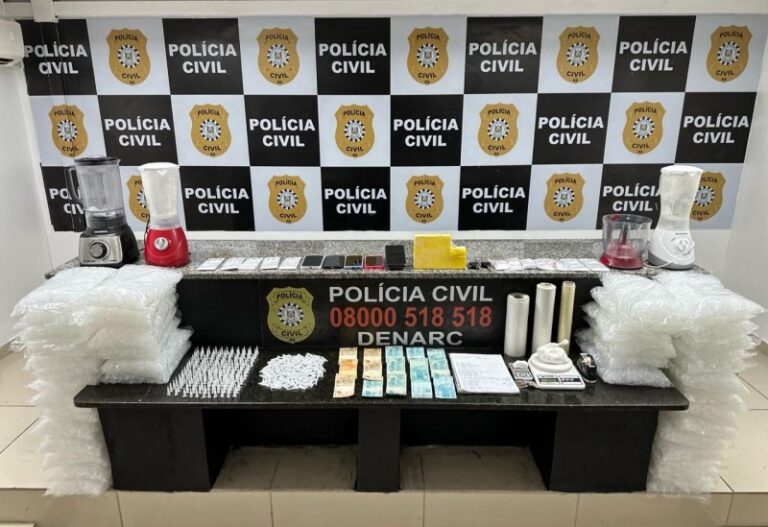 POLÍCIA: Pai e filho são presos por fabricarem cocaína em laboratório