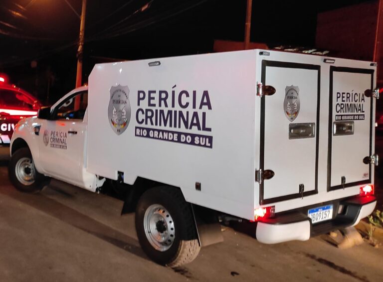 CANOAS: Homem é encontrado morto em rio com as mãos amarradas nas costas