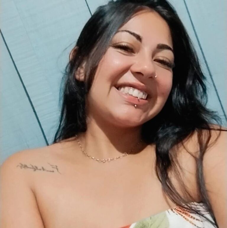 VIOLÊNCIA: Mulher é morta a tiros por passageiro de carro