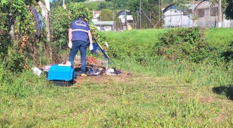 POLÍCIA: Funcionários de empresa encontram mulher morta