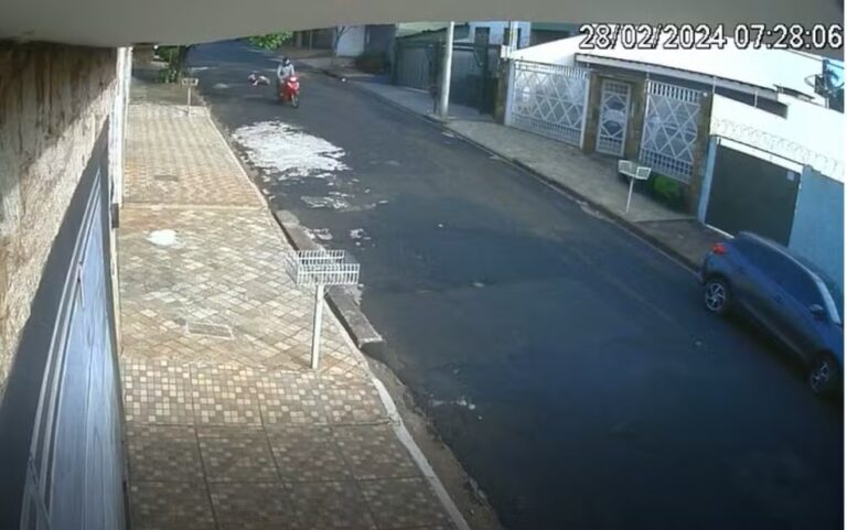 VIOLÊNCIA: Idosa é jogada no chão após ser assaltada