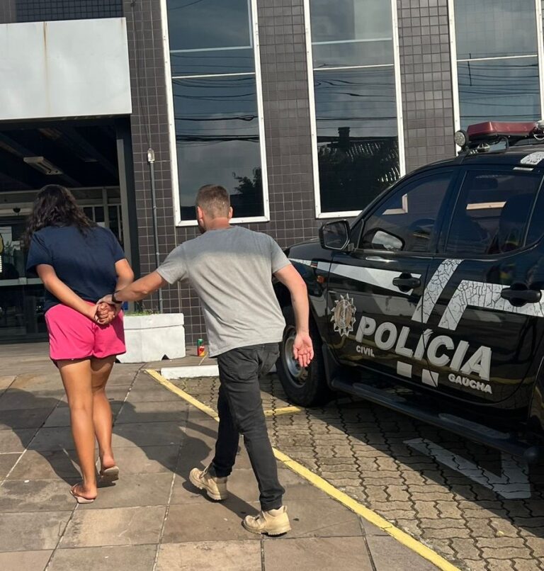 Mãe é indiciada pela Polícia Civil após tentar matar filha de 2 anos em Canoas