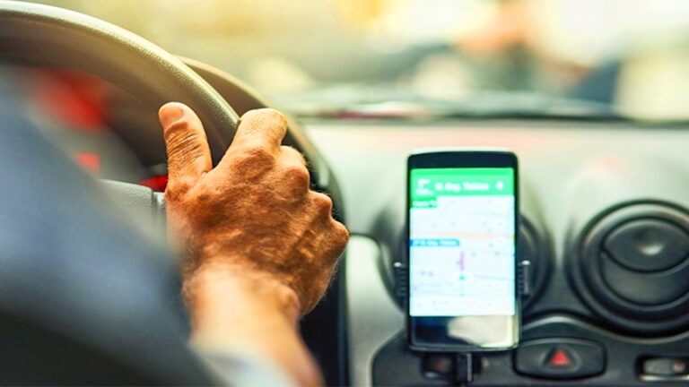 Motoristas da Uber receberão indenização expressiva de quase R$ 1 bilhão; Entenda