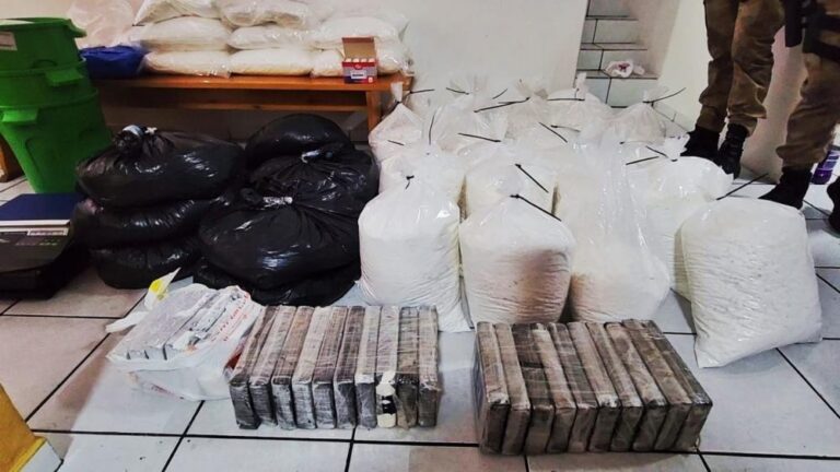 POLÍCIA:  Facção perde mais de R$ 11 milhões após polícia encontrar 400kg de cocaína