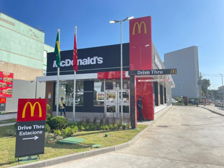 ESTEIO: McDonald’s é inaugurado