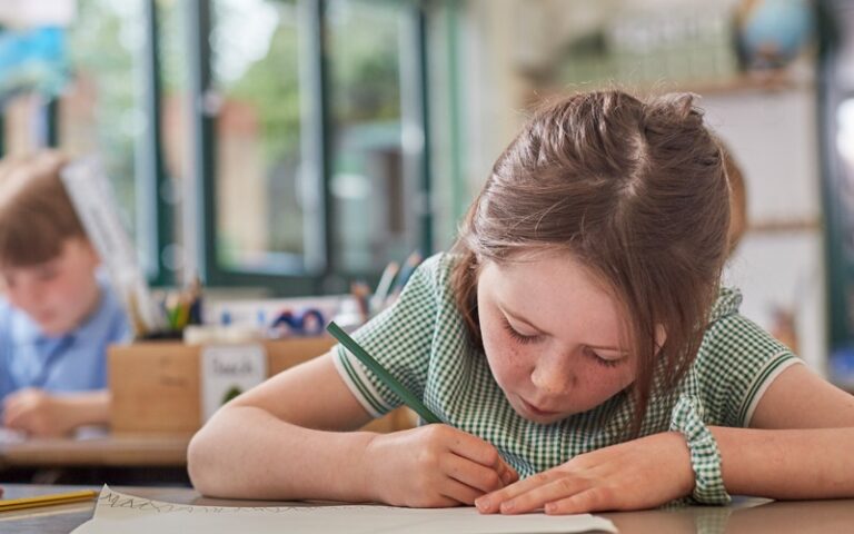 monitor para criança autista