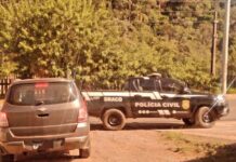 Eles foram encontrados com a GM Spin no bairro Vargas, em Sapucaia do Sul