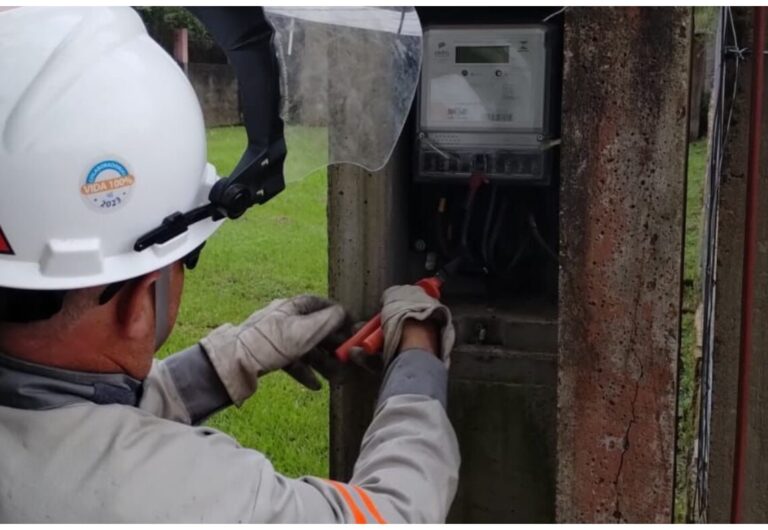 POLÍCIA: Empresário é preso por fazer ‘gato’ na luz em empresa