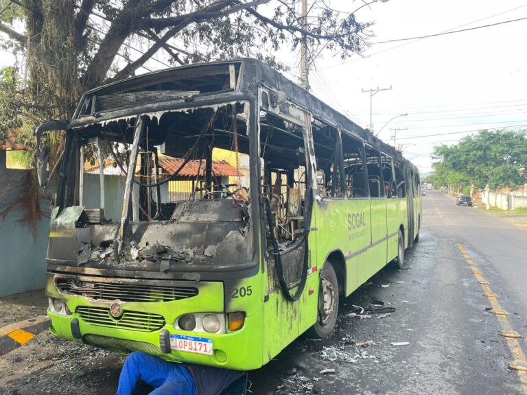 incêndio ônibus canoas