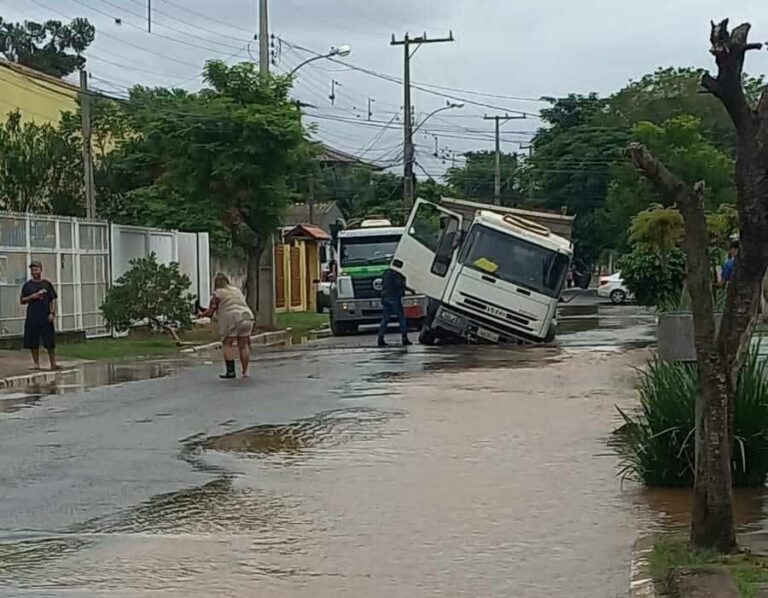 Quase 30 mil moradores de Canoas estão sem água; Saiba quando o serviço será normalizado