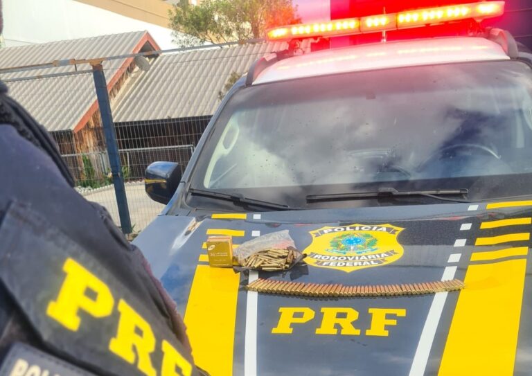 DUAS MULHERES PRISÃO BR-116