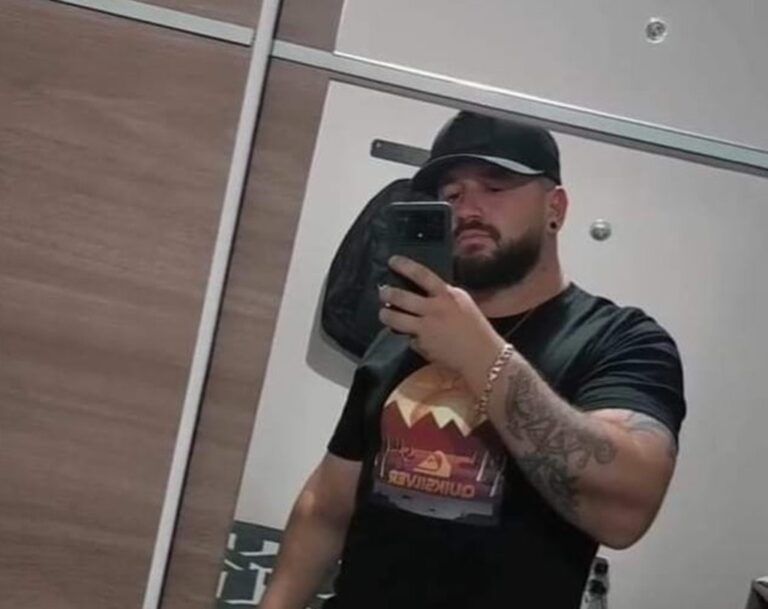 Homem é morto a tiros dentro de casa; Saiba quem é