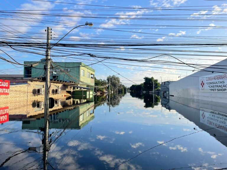 O bairro foi completamente atingido