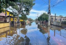 “Perdi tudo o que eu tinha”, relata morador ao tentar voltar para casa que ficou submersa. O bairro Fátima é um dos mais atingidos.
