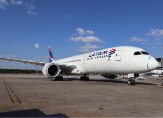 A ANAC autorizou o uso da Base Aérea para voos comerciais. Para isso, um shopping em Canoas será transformado em aeroporto