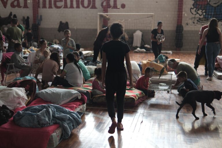 Prefeitura de Canoas divulga nome das pessoas que estão abrigadas; Veja a lista