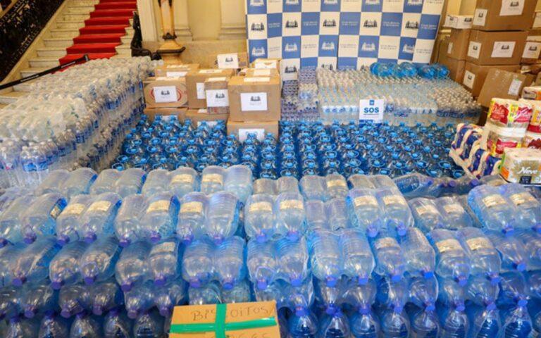 Universidade em Canoas vai distribuir água potável gratuita