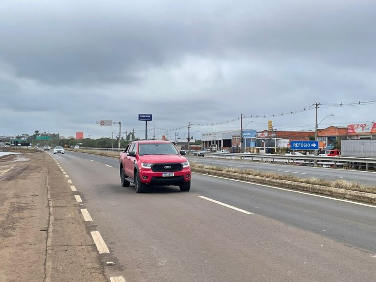 O trecho da BR-386, entre Canoas e Nova Santa Rita, está totalmente liberado. A rodovia estava bloqueada desde o dia 3 de maio quando a água invadiu a pista.