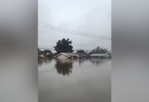 A chuva voltou nesta quinta-feira (16) a atingir áreas alagadas pela enchente em Canoas. O vídeo abaixo foi gravado no bairro Mathias Velho.