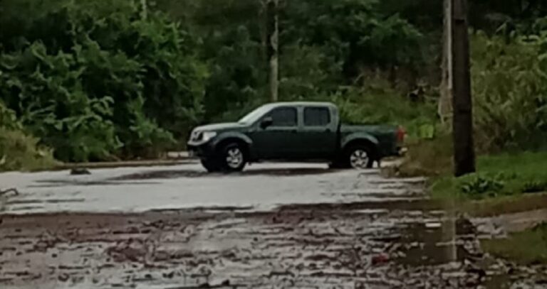 Estrada do Nazário está bloqueada: o trecho entre as cidades de Canoas, Cachoeirinha e Esteio está intrasitável