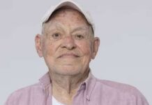 O mundo do futebol brasileiro está de luto com a triste notícia do falecimento do renomado narrador Silvio Luiz, aos 89 anos, nesta quinta-feira (16). Internado na UTI do Hospital Oswaldo Cruz, no Centro de São Paulo, a morte de Silvio foi em decorrência falência múltipla dos órgãos.
