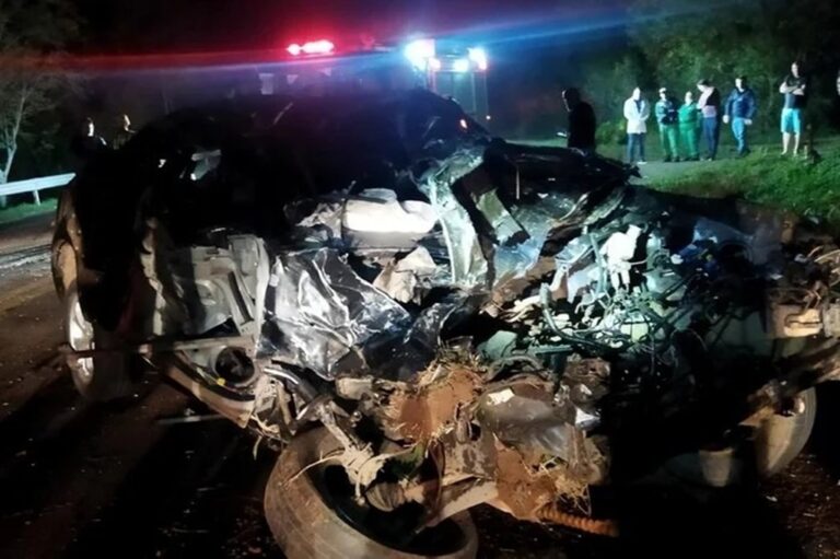 Acidente na BR-386 deixa quatro mortos