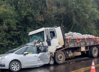Um homem morreu após um acidente de trânsito no início da tarde deste sábado (15). A ocorrência aconteceu na RS-235, em Gramado.