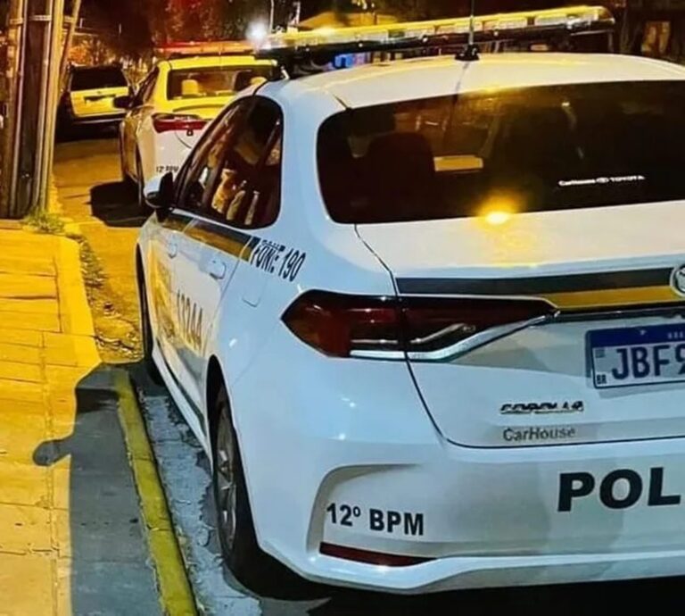 Um homem de 39 anos, acusado de estupro foi morto após um confronto com a Brigada Militar (BM), em Caxias do Sul. O caso aconteceu na madrugada desta segunda-feira (10), dentro de um apartamento em um condomínio.