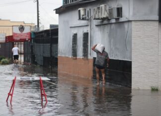 Na última segunda-feira (18), o prefeito de Canoas, Jairo Jorge, divulgou um vídeo nas suas redes sociais. Nele, alertou a população sobre as próximas chuvas previstas até a próxima quarta-feira (19).