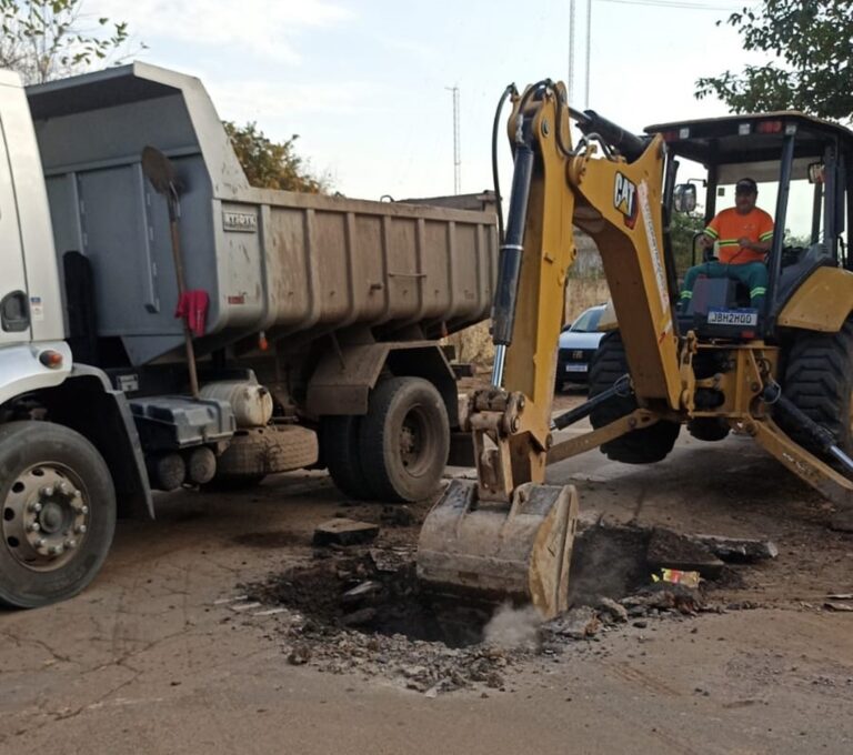 A Corsan começou nesta segunda-feira (10) uma obra em Canoas para interligar redes de abastecimento com o objetivo de melhorar o serviço