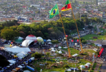 A Expointer 2024 não será adiada. O governador Eduardo Leite vistoriou o Parque de Exposições Assis Brasil, em Esteio, nesta sexta-feira (14)