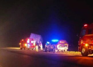 Um homem morreu após colidir o carro contra uma carreta na BR-290 em Rosário do Sul, na última segunda-feira (17).
