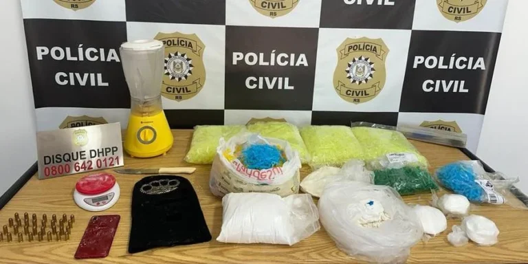 Mulher é presa em laboratório artesanal de drogas