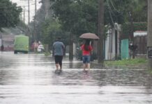 A MetSul Meteorologia alerta que a chuva intensificará neste domingo (16) no Rio Grande do Sul, especialmente do Centro ao Norte do estado. A previsão indica altos volumes de precipitação em apenas um dia em algumas localidades.