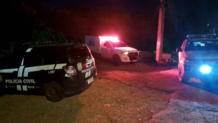 Mulher é morta a tiros na BR-116. A vítima fatal não teve a identidade divulgada, ela foi atingida com pelos dois tiros