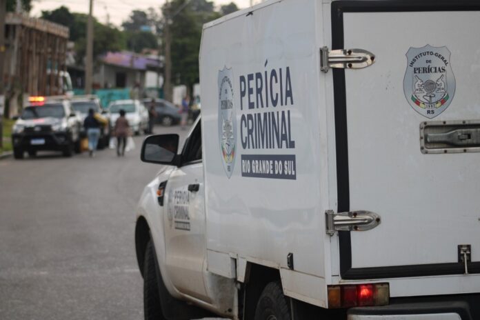 Polícia Civil investiga morte de adolescente de 16 anos em Canoas. O crime ocorreu na rua 3, no bairro Guajuviras.