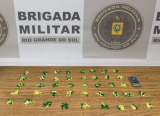 Traficante é preso em Canoas com mais de 200 pinos de cocaína. O preso foi encaminhado para a Delegacia de Polícia de Pronto Atendimento