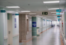 O Hospital Universitário oferece atendimento psicológico gratuito em Canoas. O projeto foi lançado após a enchente histórica de maio.