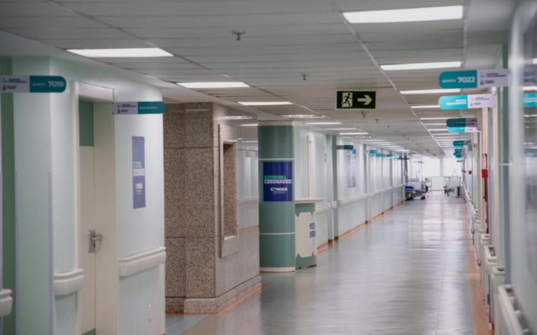 O Hospital Universitário oferece atendimento psicológico gratuito em Canoas. O projeto foi lançado após a enchente histórica de maio.