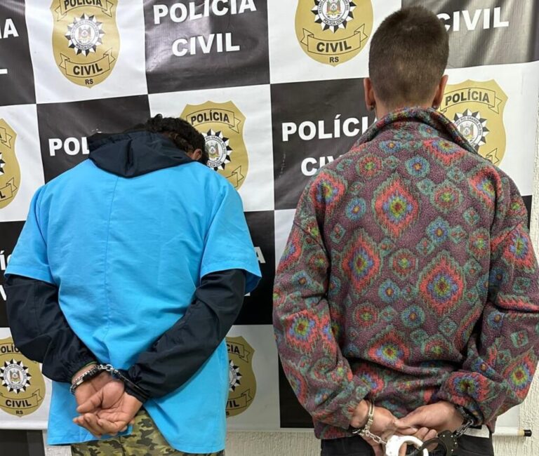 dois homens mãe filha