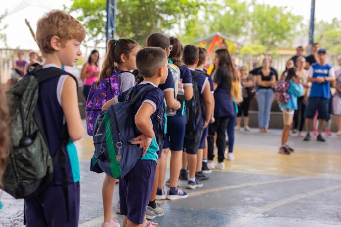 Mais seis escolas municipais de Ensino Fundamental de Canoas (EMEFs) voltam às aulas na próxima terça-feira (25)