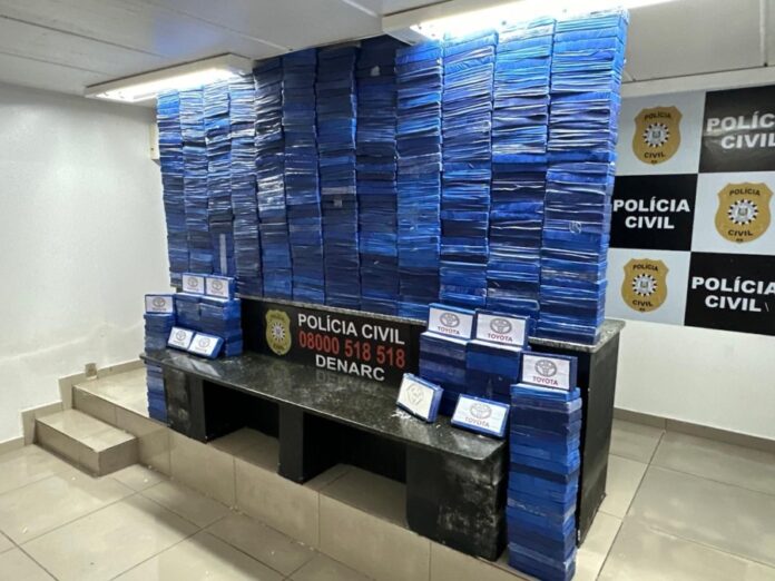 Facções que atuam em Canoas teriam formado um consórcio para comprar cocaína. Policiais chegaram no imóvel onde estava mais de 500kg da droga