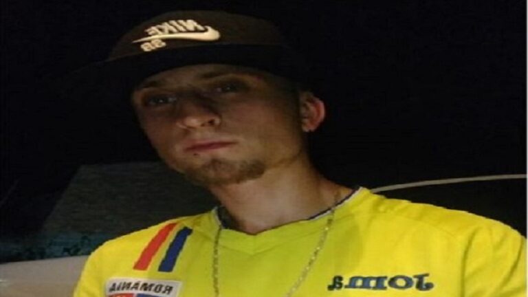 Homem é morto a tiros; Saiba quem é ele. A vítima é Yuri Henicka Wismann, de 26 anos, a tia do homem informou a ocorrência à Brigada Militar.