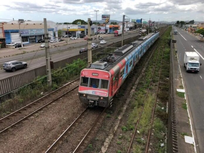 Trensurb já tem data para voltar a circular em Porto Alegre. Aaempresa divulgou que pretende retomar a circulação de trens até a Farrapos.