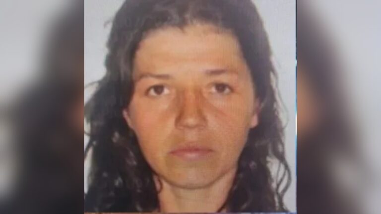 Mulher é morta a tiros na BR-116. O crime ocorreu no local conhecido como “Cracolândia”, no bairro Cristo Redentor, no km 151 da BR-116.