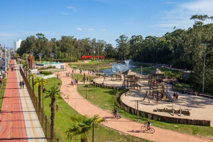 Parque de Canoas durante calor do veranico