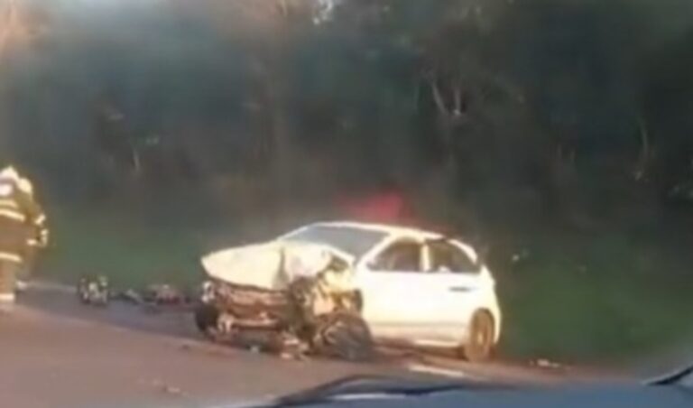 Homem morre em acidente na BR-290 entre um Polo e um Uno, na Região Central do Rio Grande do Sul. Ele morreu no local